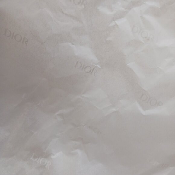 Authentic Dior White Shoe Box w/ Tissue Paper, Card & Cloth Satchel  12" x 8" - Picture 15 of 16